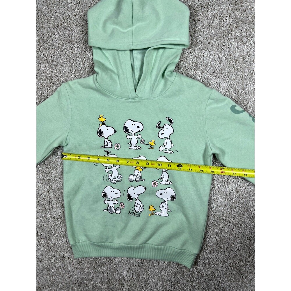 NWT Peanuts Snoopy Woodstock Kids Hoodie XS 4/5 Green Pullover Sweatshirt - Picture 2 of 7